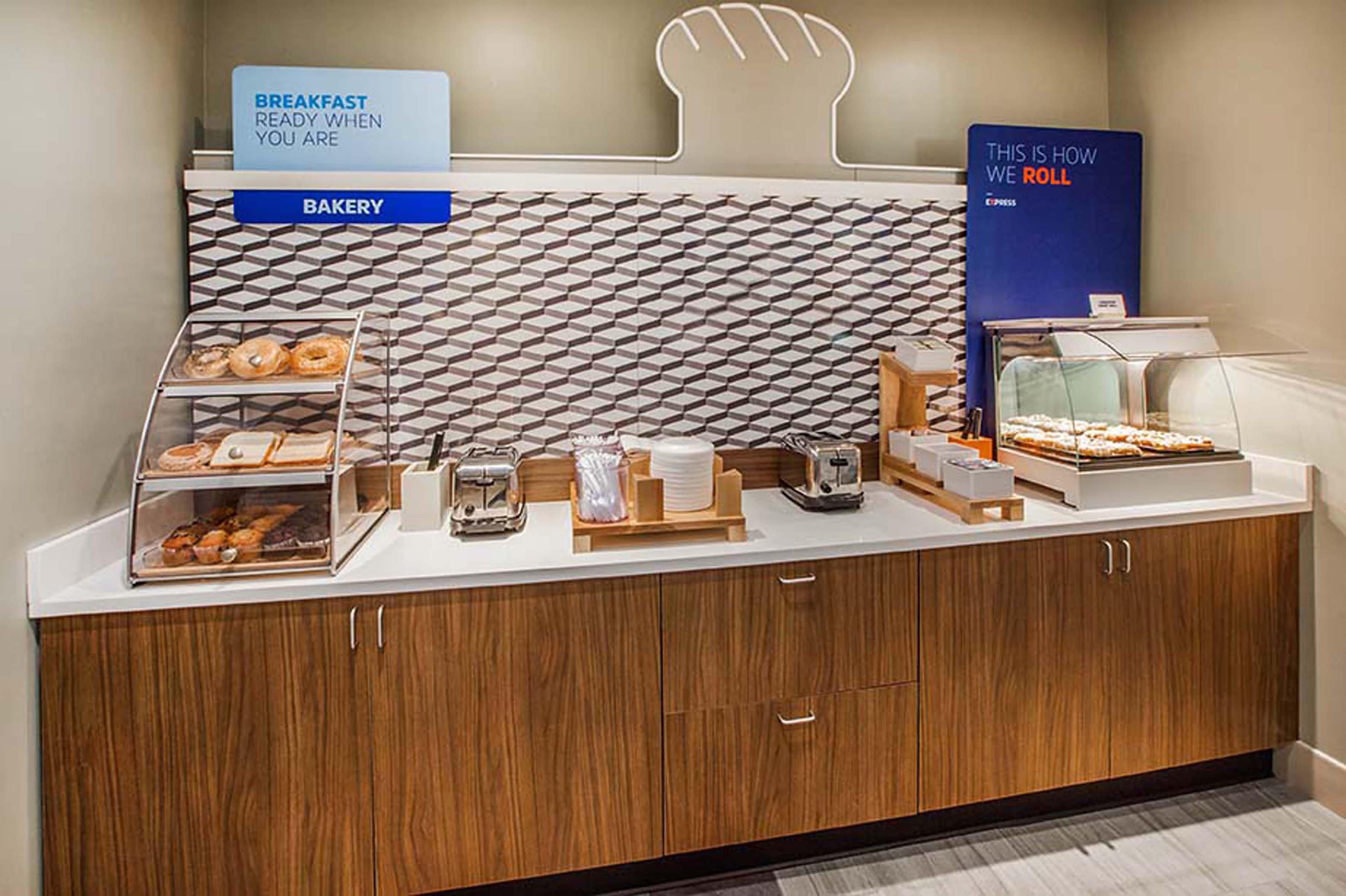 Holiday Inn Express & Suites Litchfield By Ihg Экстерьер фото
