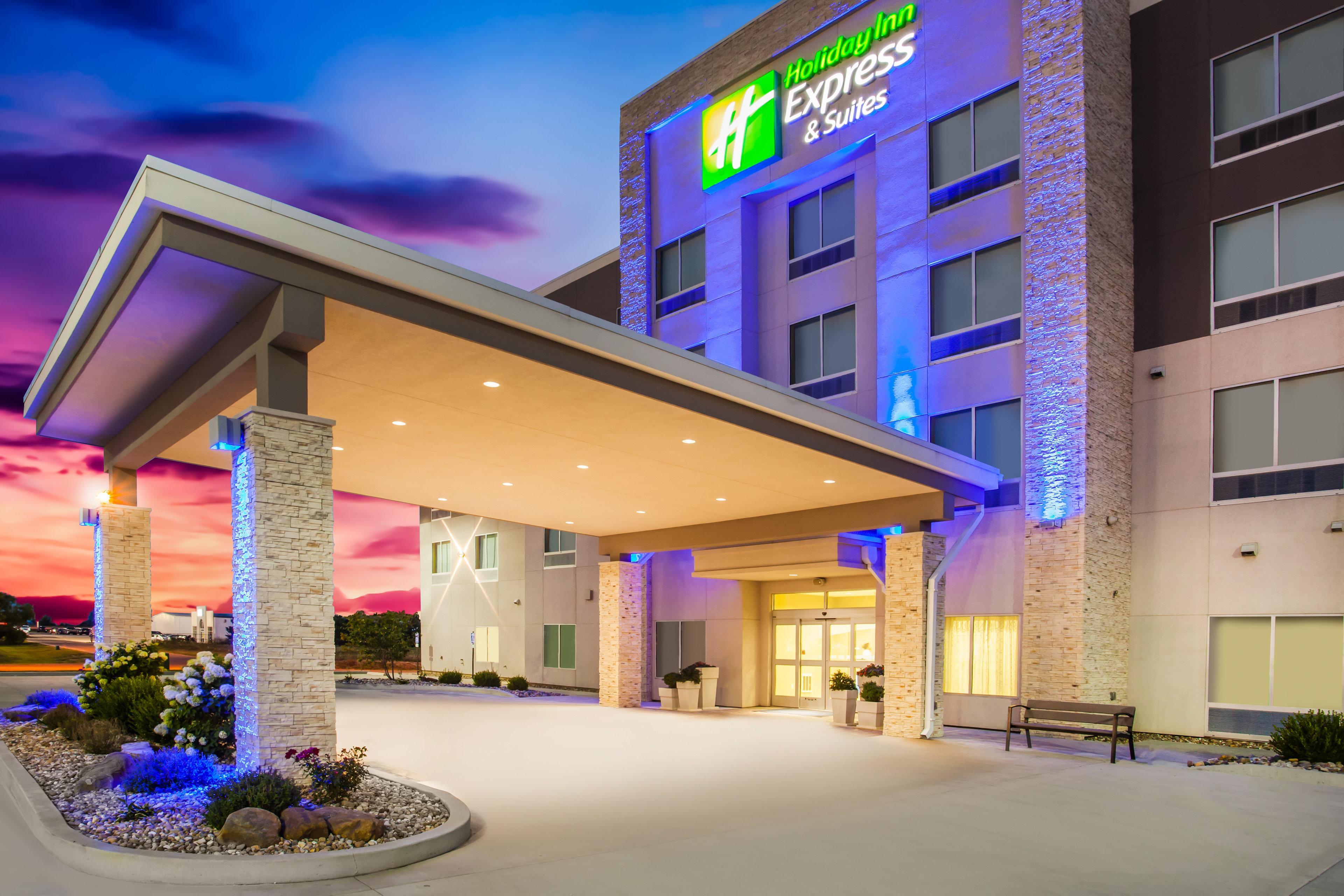 Holiday Inn Express & Suites Litchfield By Ihg Экстерьер фото
