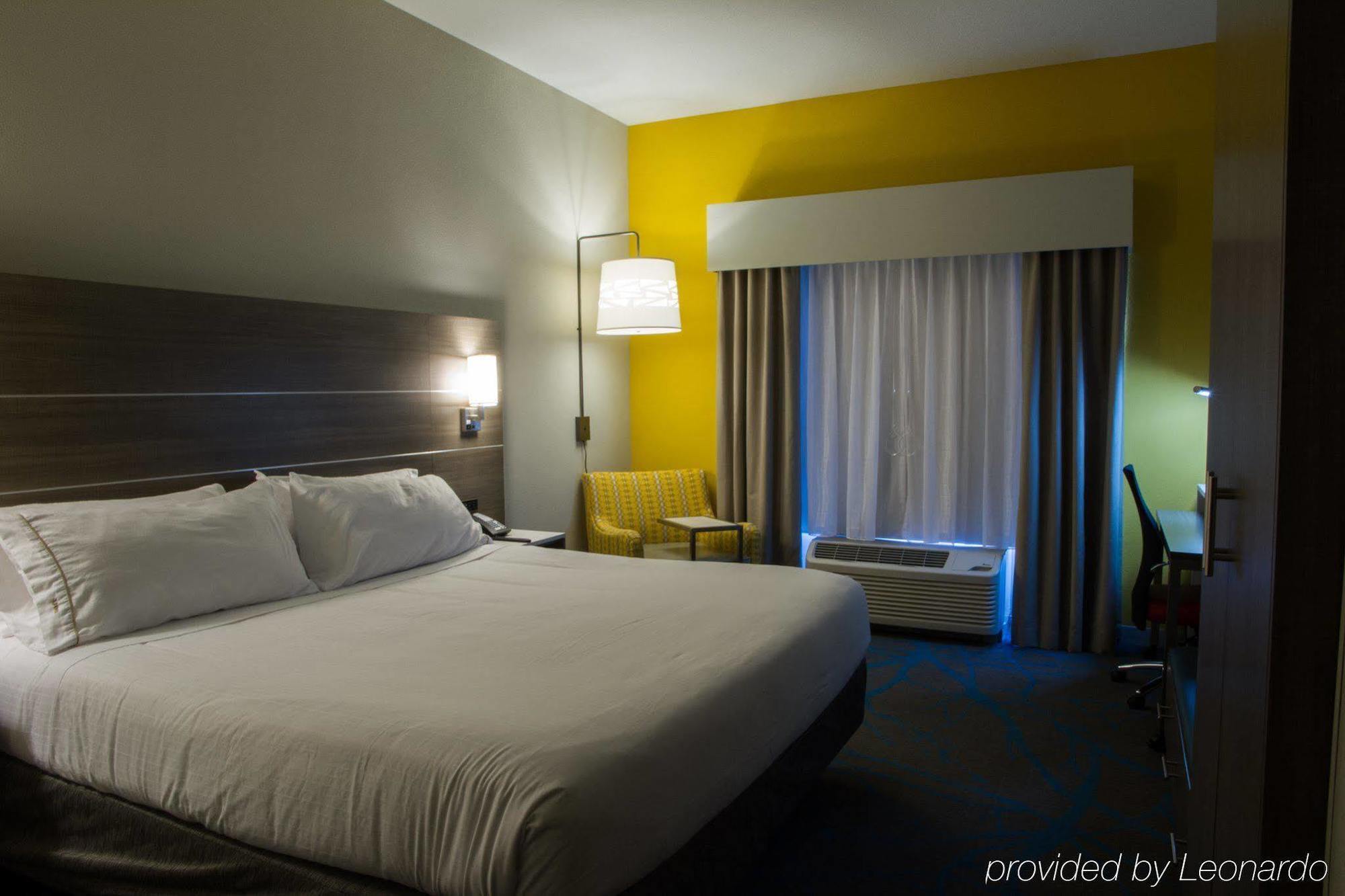 Holiday Inn Express & Suites Litchfield By Ihg Экстерьер фото