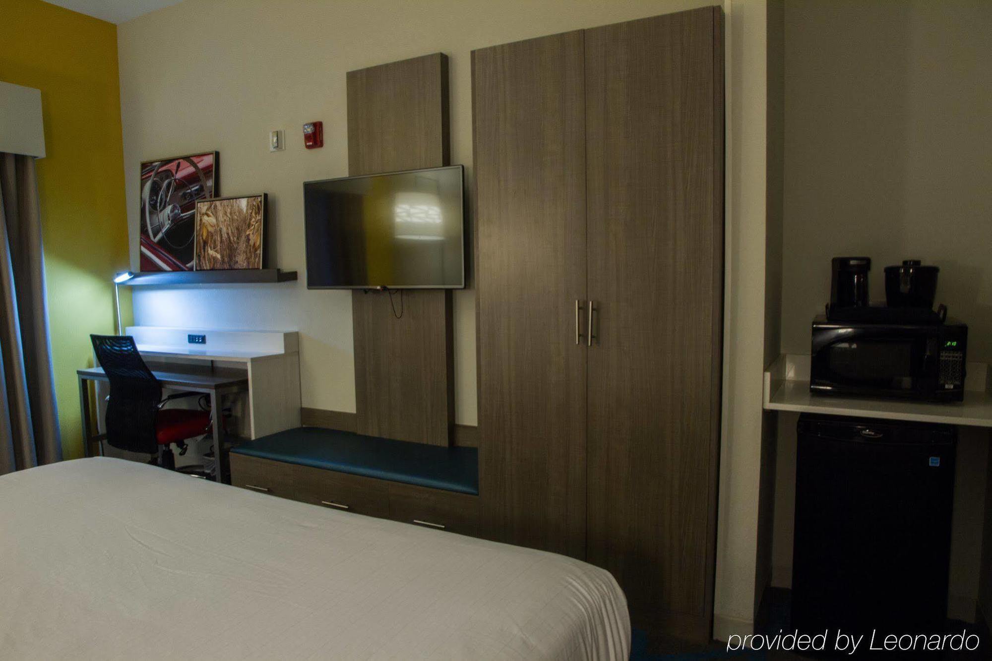 Holiday Inn Express & Suites Litchfield By Ihg Экстерьер фото